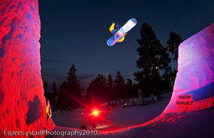 Snowboarder\'s Ms. Superpark 6 - Day 1