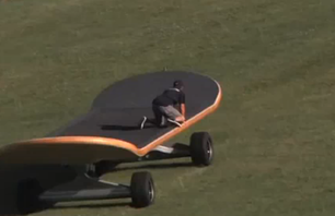 Woodward Wipeout on World\'s Biggest Skateboard