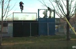 BMX Bloody Nose - Rider\'s 12-foot Gap to Faceplant