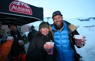 Tailgate Alaska Arrival Photo 0056