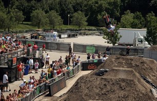 Dew Tour Chicago BMX Open Dirt Prelims Gallery Photo 0005