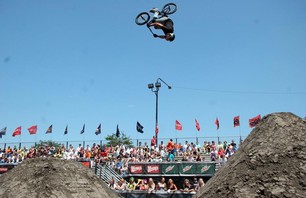 Dew Tour Chicago BMX Open Dirt Prelims Gallery