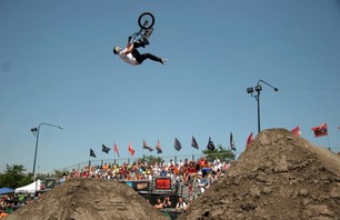 Dew Tour Chicago BMX Open Dirt Prelims Gallery Photo 0012