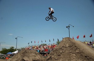 Dew Tour Chicago BMX Open Dirt Prelims Gallery Photo 0014
