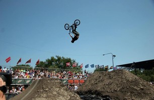 Dew Tour Chicago BMX Open Dirt Prelims Gallery Photo 0017