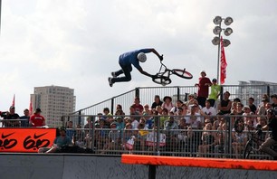 Dew Tour Chicago BMX Open Park Prelims Gallery Photo 0019