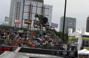 Dew Tour Chicago BMX Open Park Finals Gallery Photo 0001