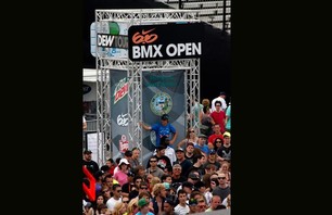 Dew Tour Chicago BMX Open Park Finals Gallery Photo 0008