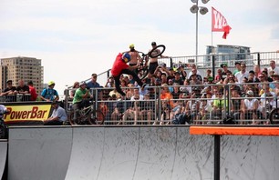 Dew Tour Chicago BMX Open Park Finals Gallery Photo 0018