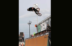 Dew Tour Chicago BMX Open Vert Finals Gallery Photo 0022