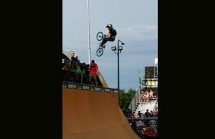 Dew Tour Chicago BMX Open Vert Finals Gallery Photo 0015