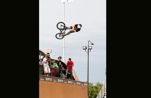 Dew Tour Chicago BMX Open Vert Finals Gallery Photo 0017