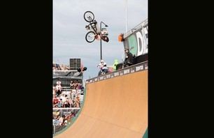 Dew Tour Chicago BMX Open Vert Finals Gallery Photo 0003