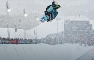 Breck Dew Tour Men\'s SNB Pipe Finals Gallery