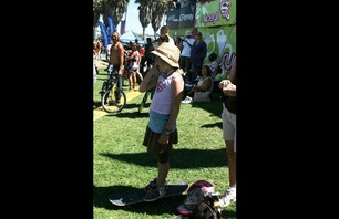 Supergirl Venice - Snowboard Rail Jam Photo 0010