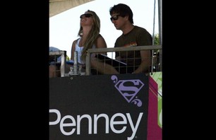 Supergirl Venice - Snowboard Rail Jam Photo 0016