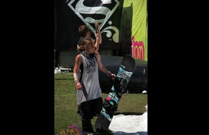 Supergirl Venice - Snowboard Rail Jam Photo 0019