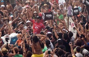 Kelly Slater Speaks - 10 Time Champ Talks to BNQT Photo 0002