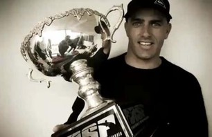 Kelly Slater Speaks - 10 Time Champ Talks to BNQT Photo 0011