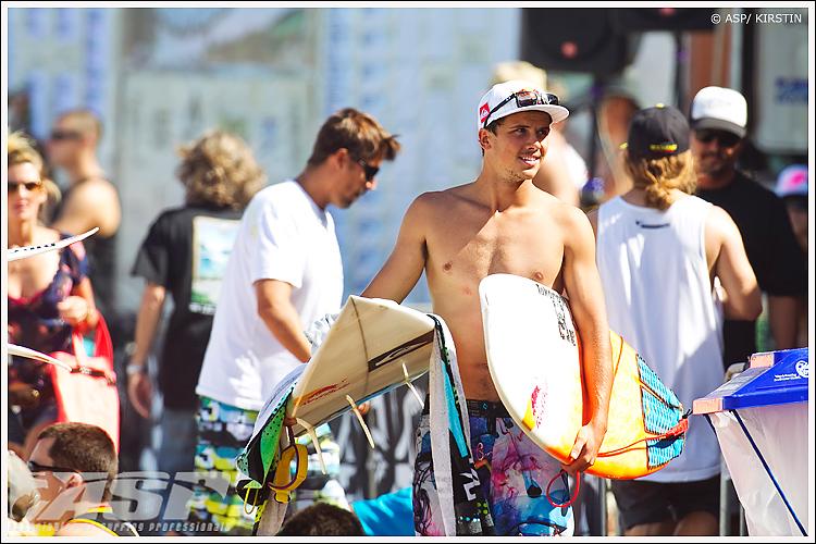 Reef Hawaiian Pro - Day 6 Gallery