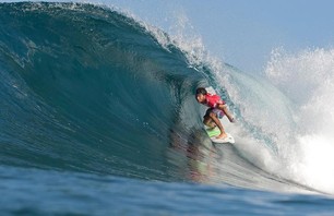 Billabong Pipeline Finals Gallery Photo 0002