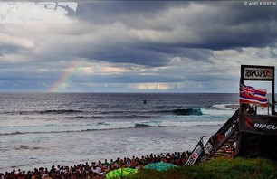 Rip Curl Pro Search Gallery - Day 8 Photo 0001