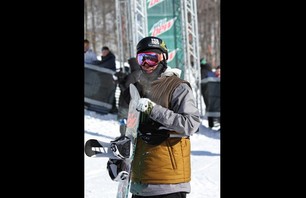 Dew Tour Killington Men\'s Snowboard Pipe Finals Gallery Photo 0011