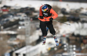 Kaya Turski Wins Women\'s Ski Slopestyle