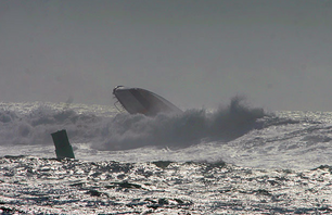 Chris Ward Almost Drowns at Mavericks