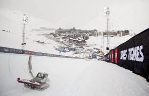 Winter X Games Europe - Men\'s Ski Pipe Finals Photo 0002