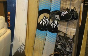 Jones Snowboards Line