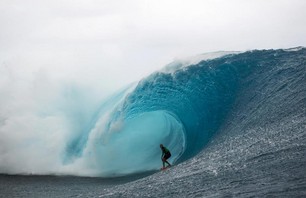 Ultimate Wave Tahiti Gallery Photo 0012