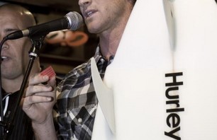 Hurley ASP Party for Brett Simpson Photo 0001