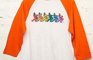 Vintage Tees: Thrift Store v. Online Store Photo 0006