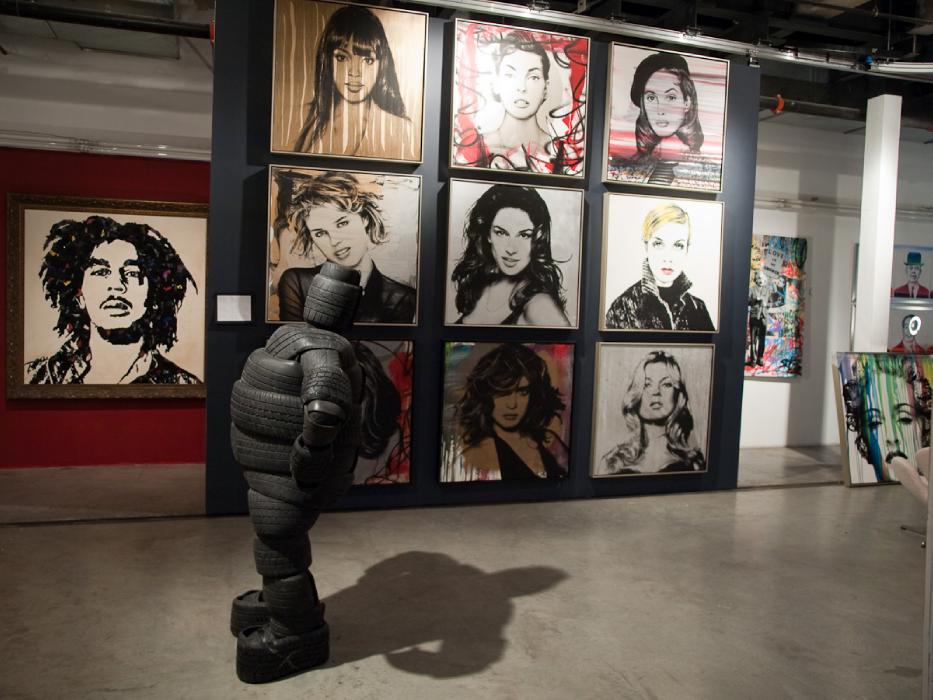 Mr. Brainwash Presents ICONS Show