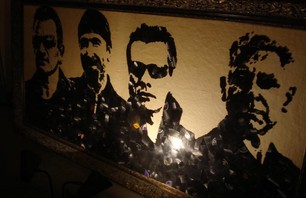 U2