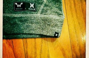 Weezer x Hurley Hoodie Detail