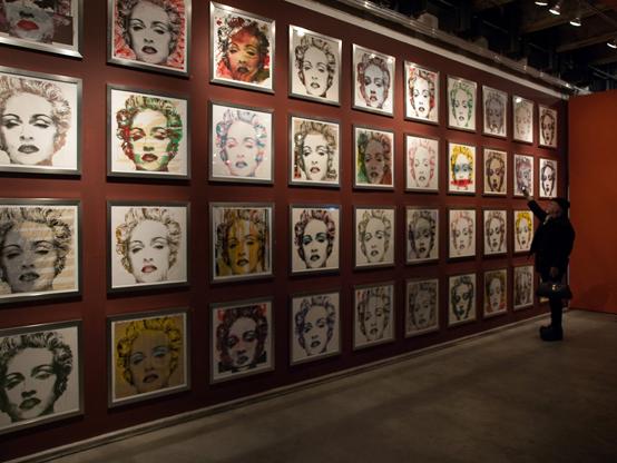 Mr. Brainwash Presents ICONS Show