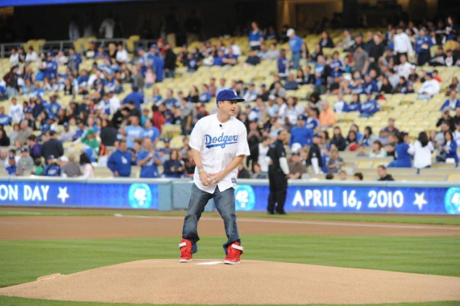 Rob Dyrdek Throws The First Pitch