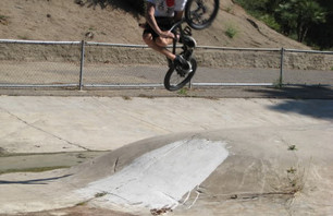 Straight Edge brutal Invert on home turf!