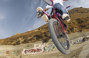 Tuck to fakes. Photo: Kosman