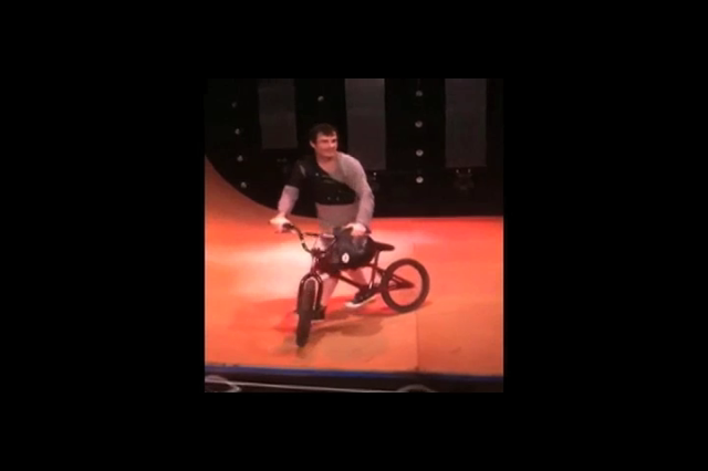 MAT HOFFMAN BACK ON BIKE!