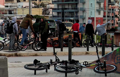 FIT UK BMX IN GREECE / channel 4 down