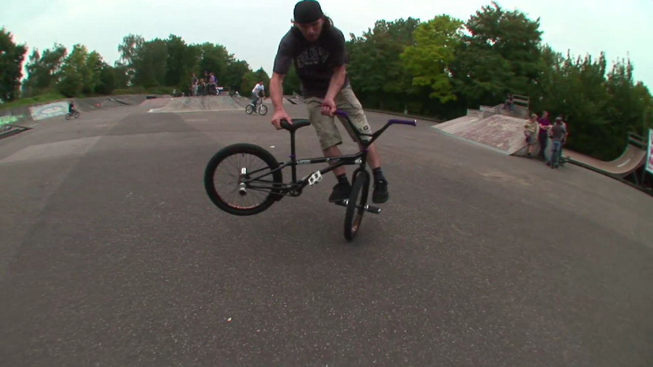 MIKE S VANS BMX VIDEO