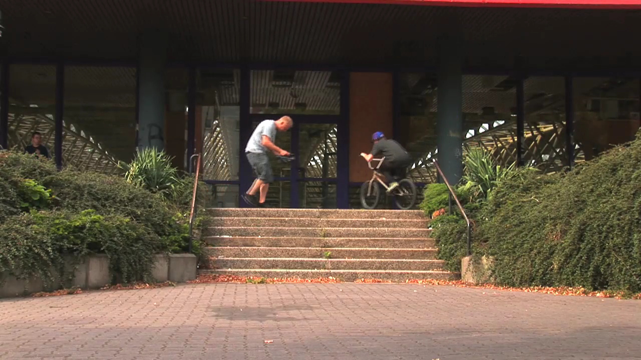 BRUNO HOFFMAN VANS BMX VIDEO