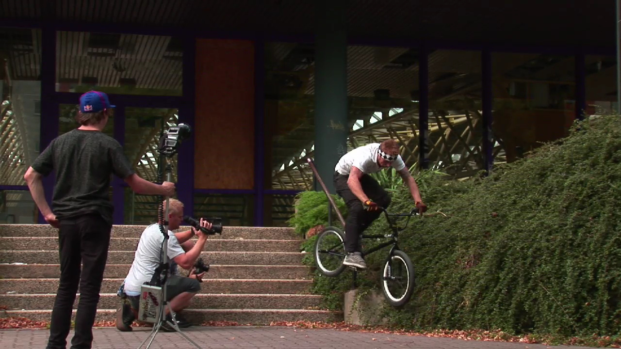 BEN HENNON AND BRUNO HOFFMAN VANS VIDEO