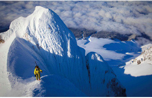 50 Classic Ski Descents of North America