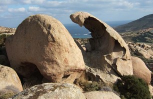 Bouldering in Tinos, Greece