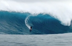 Storm Surfers 3D - Official Movie Trailer