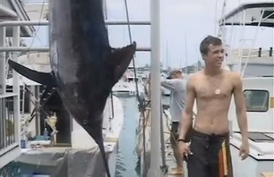 Teen Catches 750LBs Marlin in Hawaii